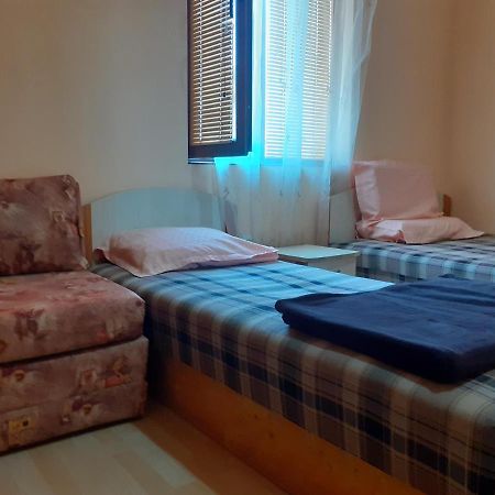 Guest House Edelvais Dve Mogili Luaran gambar
